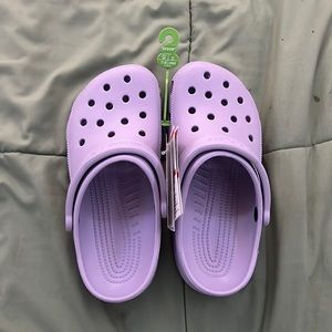 Lavender crocs multiple size 37/38 women 7 men’s 5